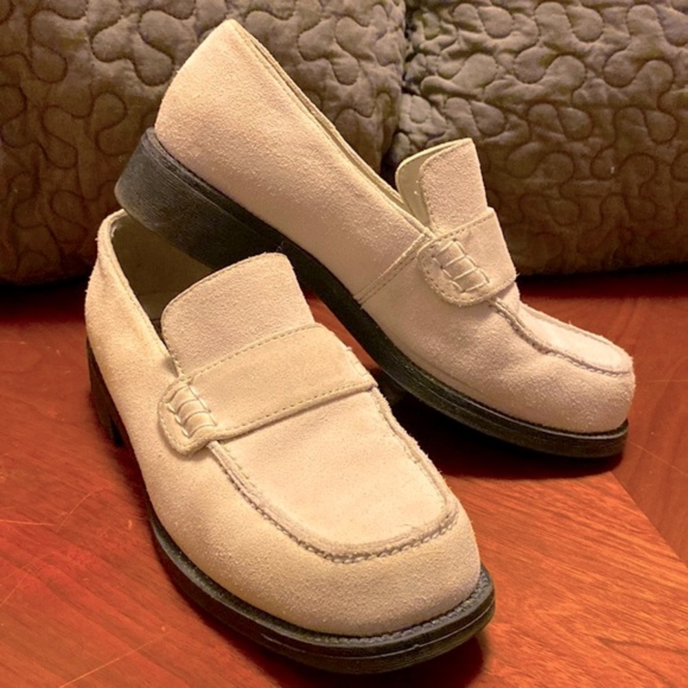 Winter white/ cream genuine suede loafers -classic style 7.5 Merona